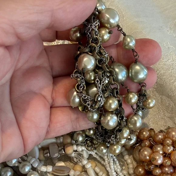 Elegant Pearl and Bead Jewelry Collection #153 - Picture 11 of 13